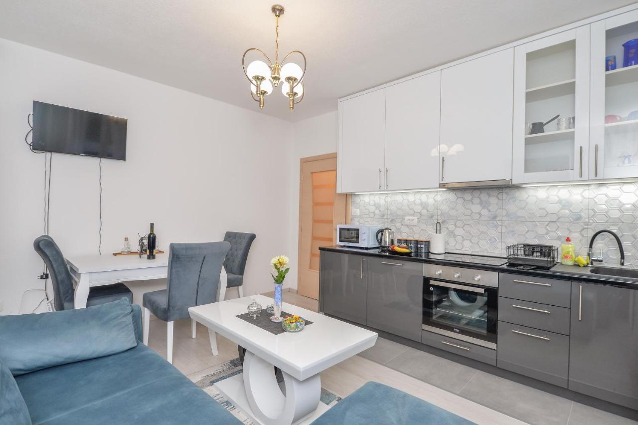 Diana Apartment